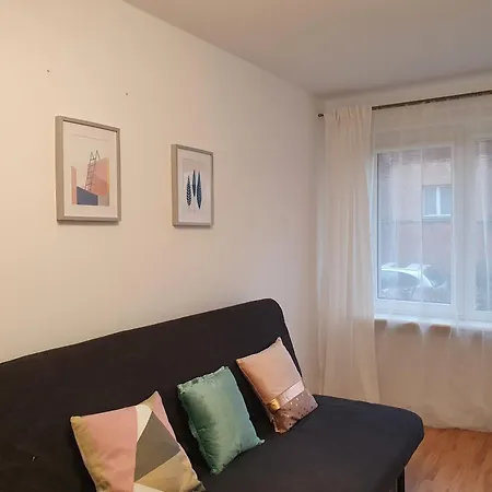 Apartmán Mieszkanie Blisko Plazy - Wyscigi